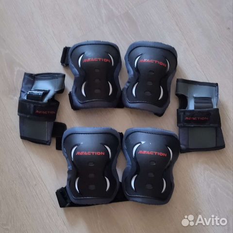 Набор защиты Reaction для роликов размер S новый