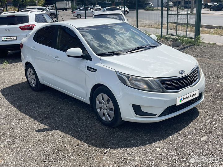 Kia Rio 1.4 AT, 2012, 130 000 км