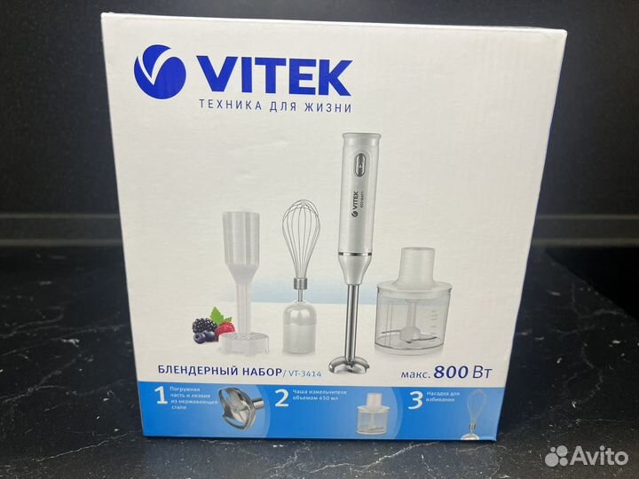 Блендер Vitek новый