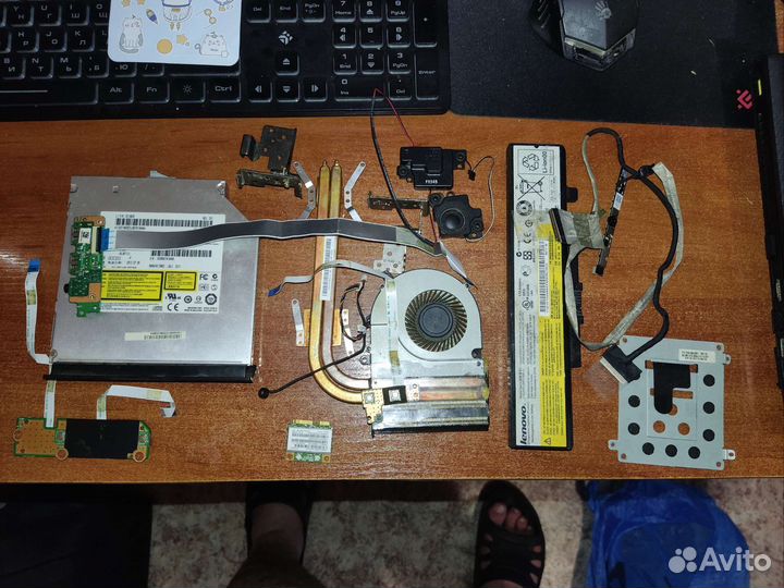 Lenovo G700 разбор