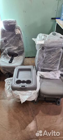 Сидения для HyundaiGrandStarex