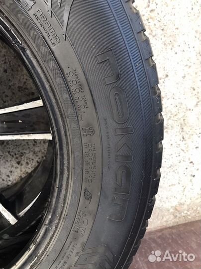 Nokian Tyres Hakkapeliitta 8 SUV 225/65 R17