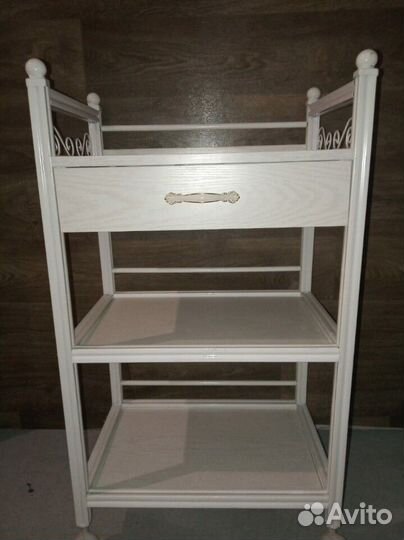 Столик косметологический