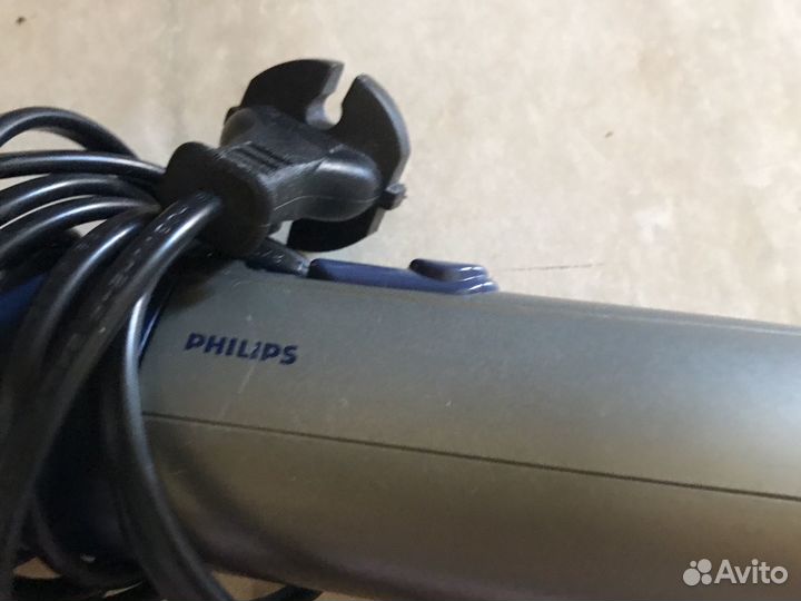 Плойка и расческа доя волос