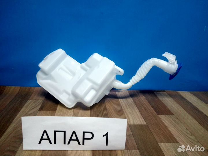 Бачок стеклоомывателя Skoda Octavia 3 А7 2013