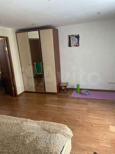 Комната 20 м² в 3-к., 2/2 эт.