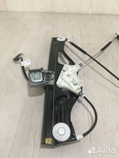 Стеклоподъемник передний левый Mercedes Benz E300