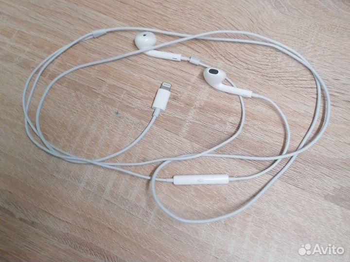 Проводные Apple airpods