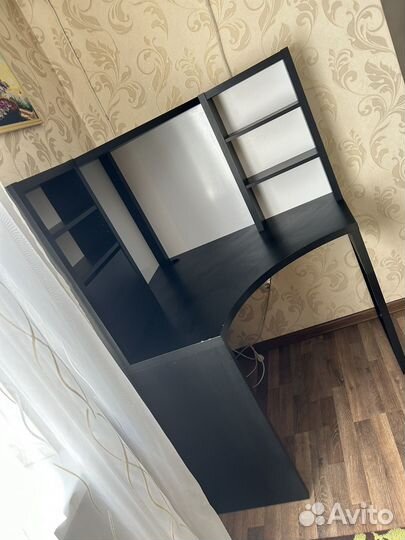 Угловой письменный стол IKEA