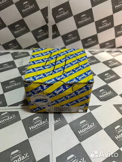 Передний подшипник ступицы Honda Civic 8 4D