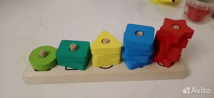 Развивающие игрушки для малышей