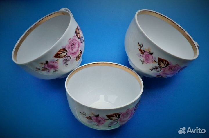 Чашки, сахарница, салатник и тарелки Дулёво СССР