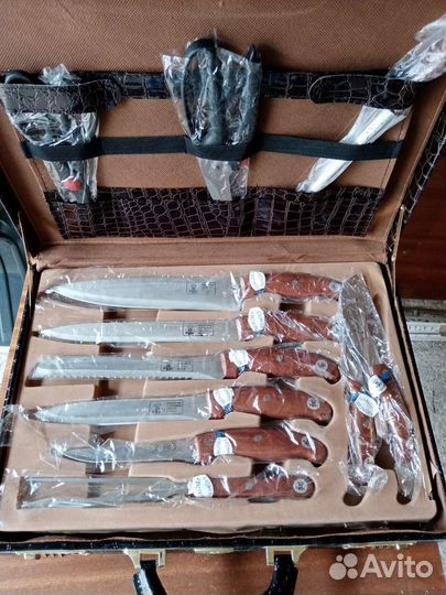 Набор ножей для кухни в кейсе