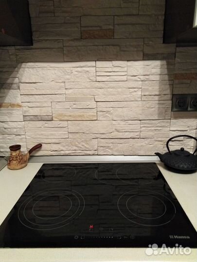 Установка и монтаж кухонного фартука