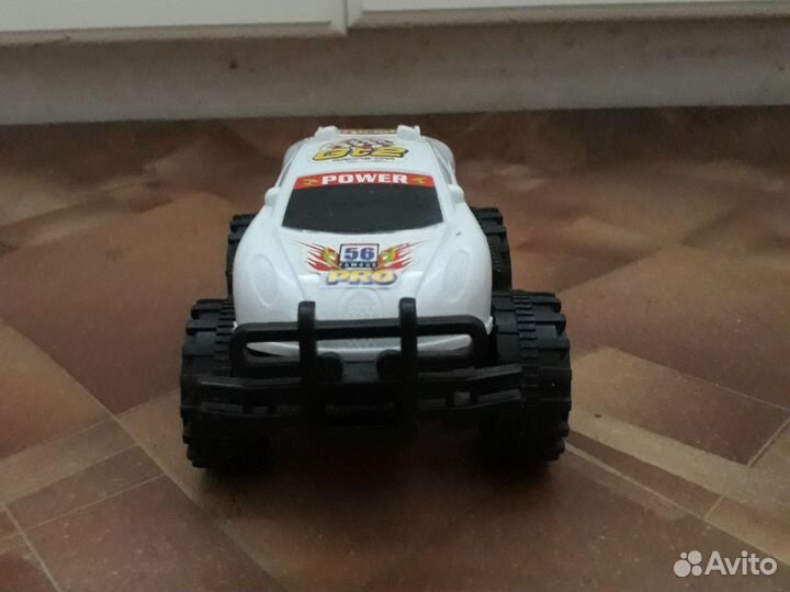 Машинка-джип