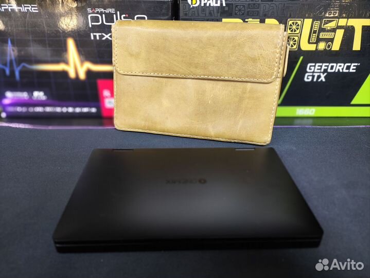 Карманный сенсорный ноутбук