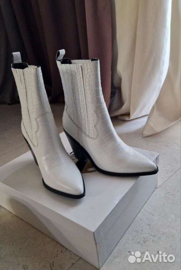 Ботильоны казаки Aldo