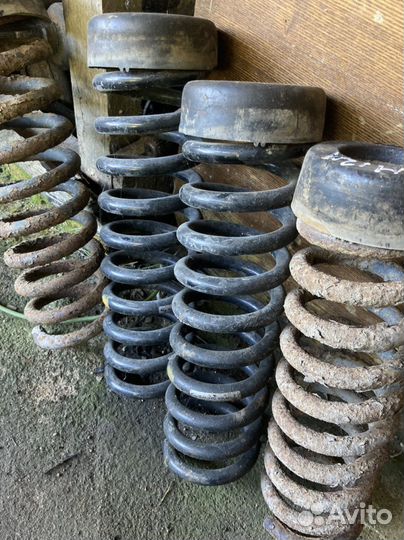 Пружины Мерседес 190, 124