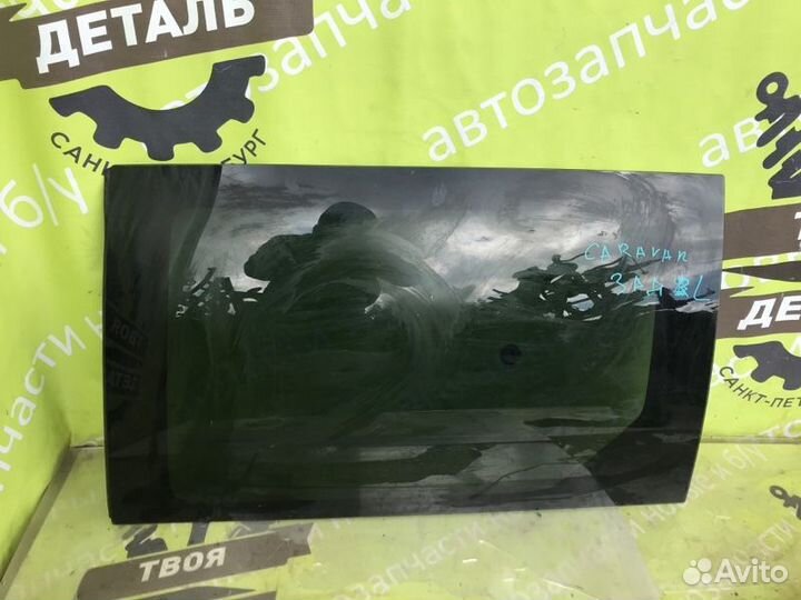 Стекло двери заднее левое Dodge Caravan 3 3.0
