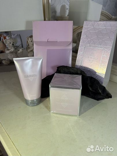 Парфюм Luminata Avon