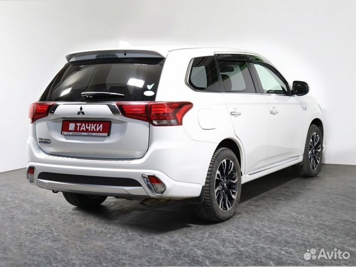 Mitsubishi Outlander 2.0 AT, 2016, 96 133 км