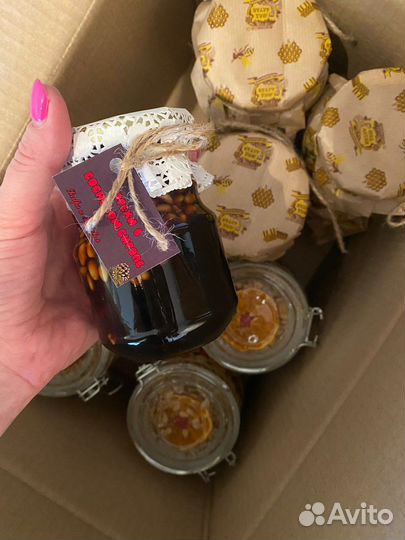 Варенье из сосновых шишек. Орехи в сосновом сиропе