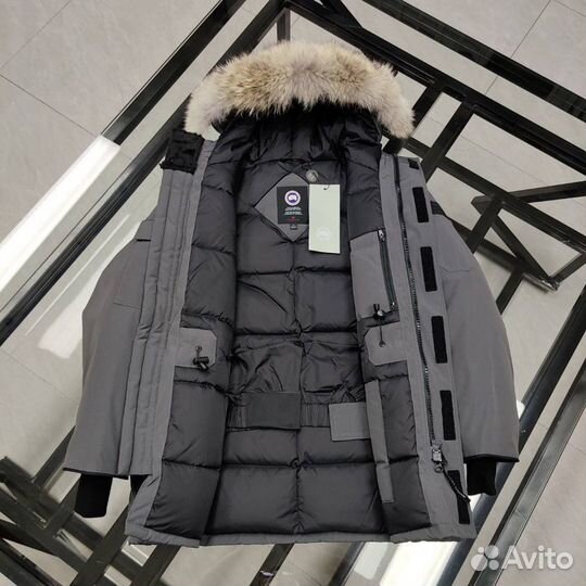 Canada Goose Expedition Parka Пуховик