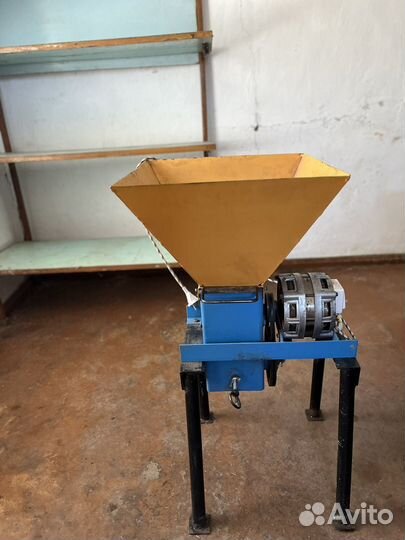 Орехокол для ореха