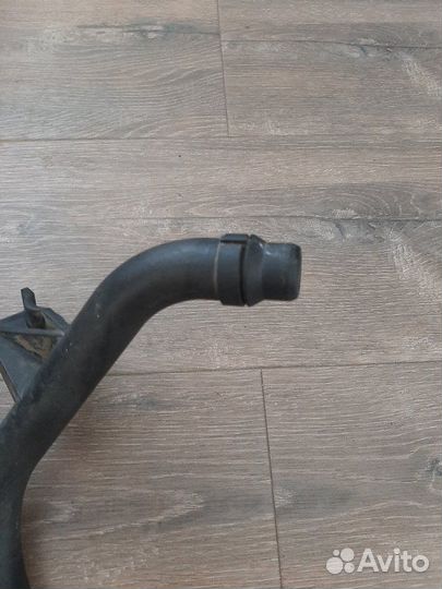 Патрубок системы охлаждения Bmw 5 E60