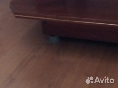 Журнальный столик