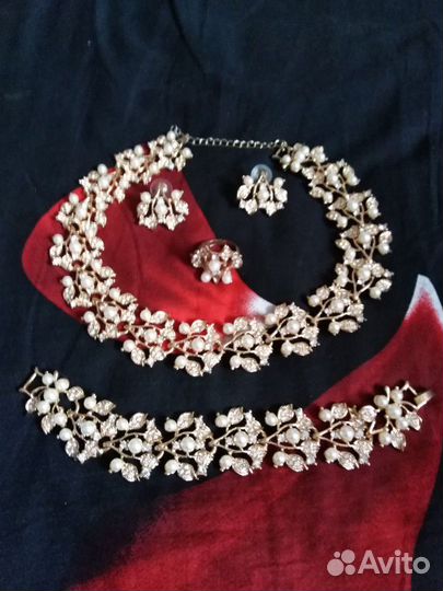 Ожерелье. набор свадебный