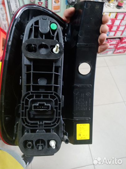 Фонарь задний Рено Duster