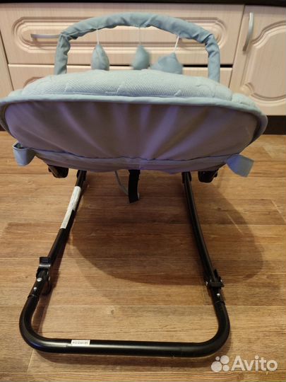 Шезлонг детский