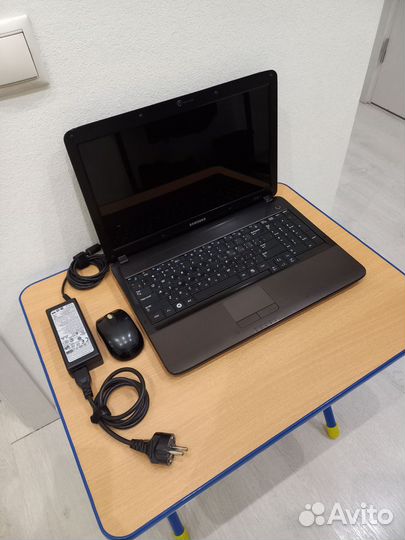 Ноутбук samsung