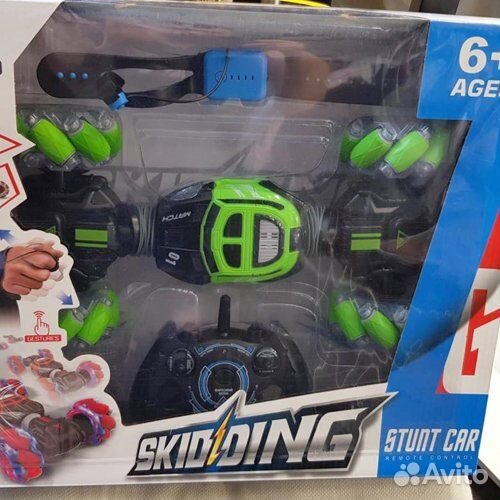 Трюковая машинка-перевертыш «Skidding Car Green» с