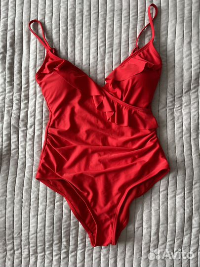 Купальник женский слитный