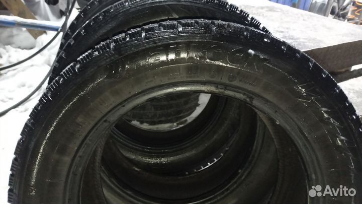 Hankook Winter I'Pike 205/60 R16