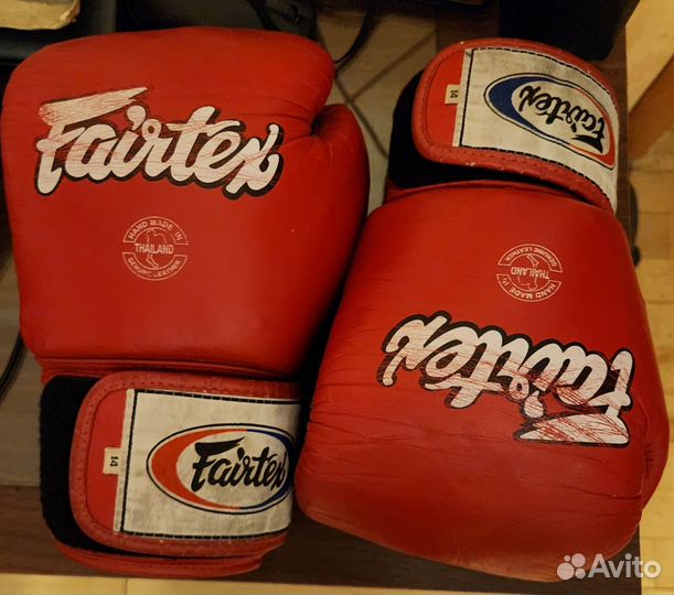 Боксерские перчатки Fairtex