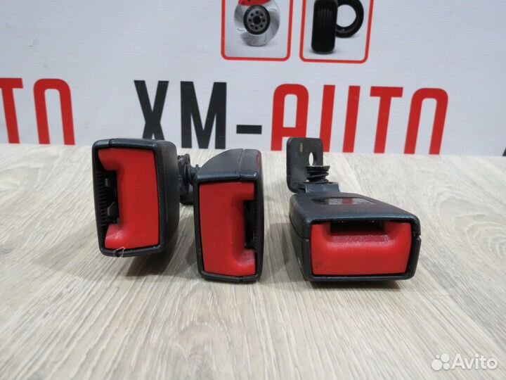 Ответная часть ремня безопасности Opel Astra J