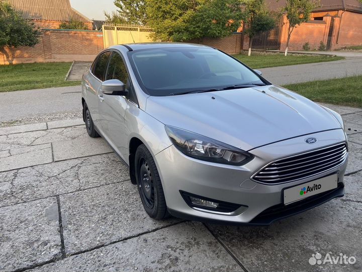 Ford Focus 1.6 МТ, 2015, 199 000 км