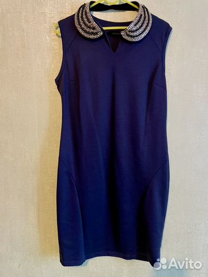 Элегантное платье со сьемным воротничком