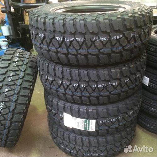 Kumho Road Venture MT51 235/75 R15