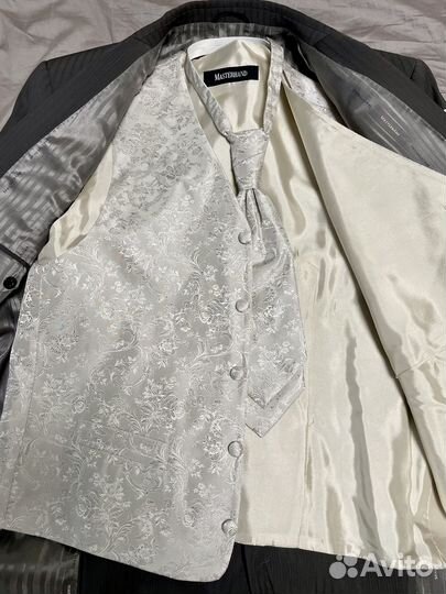 Костюм мужской Masterhand