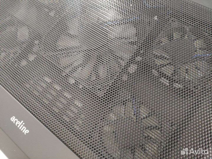 Подставка с охлаждением для ноутбука