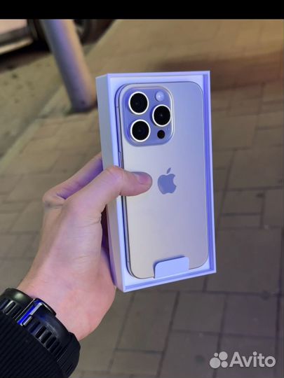iPhone 15 Pro, 256 ГБ