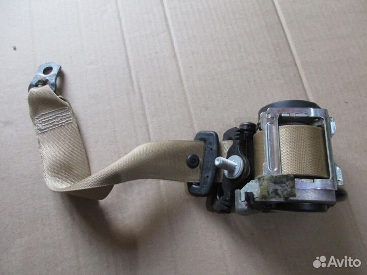 Ремень безопасности задний правый w211 E-class