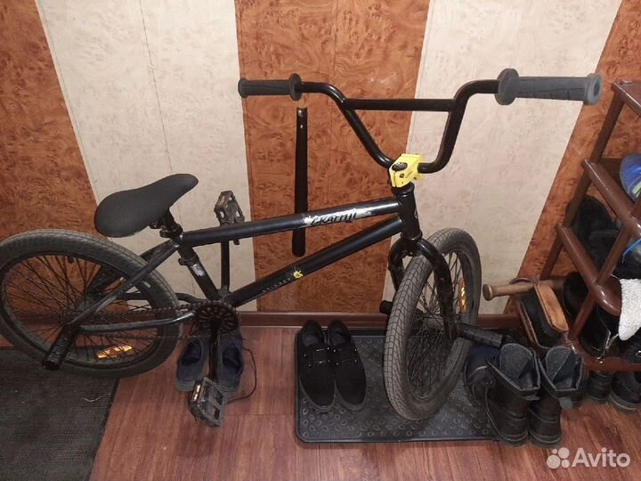 Трюковой велосипед bmx