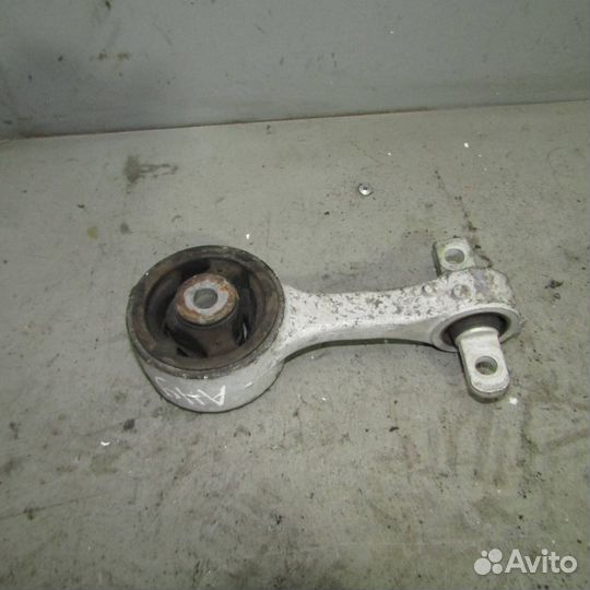 Опора двигателя верхняя honda Civic 5D 2006-2011