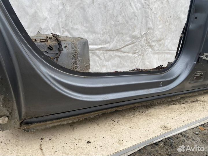 Порог со стойкой правый Skoda Kodiaq 2016