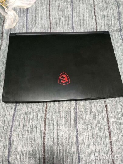 Игровой ноутбук MSI gf63